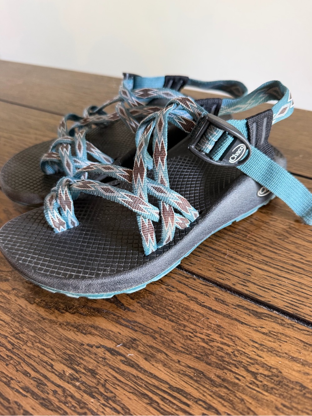 Chaco Women’s Strappy‎ Sandals Black/Blue US 6 Adjustable Strap Slip-On